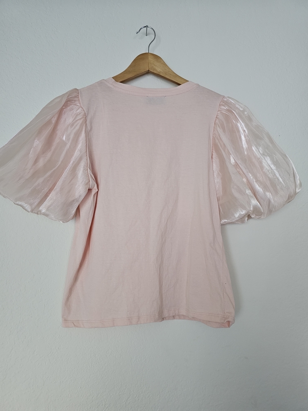 CeCe Women's Pink Puff-Sleeve Jewel-Neck Top Size M - Picture 2 of 6